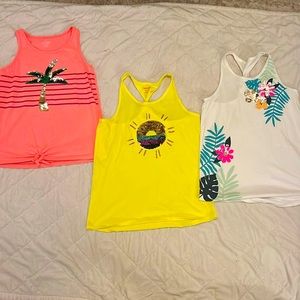 Excellent condition Set of 3 cat and jack summer tank tops girls XL(14-16)